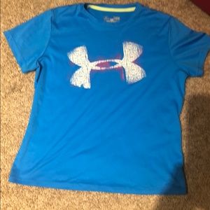 Girls under armor athletic shirt